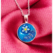 Forget Me Not Ashes Round Necklace Resin