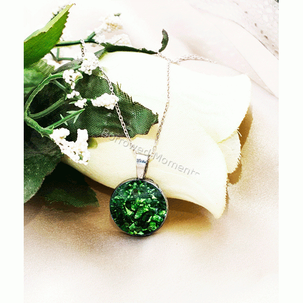 Ashes Round Necklace Resin